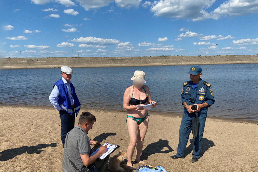 В ходе профилактического рейда в Новочебоксарске составлены протоколы за купание под знаком «Купаться запрещено»