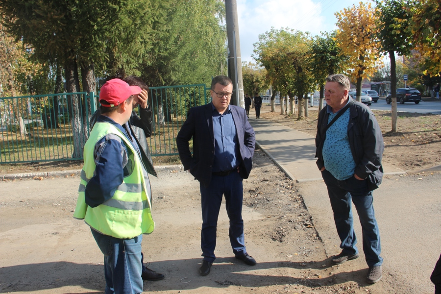 На улице Ашмарина в Чебоксарах прошла приемка дороги