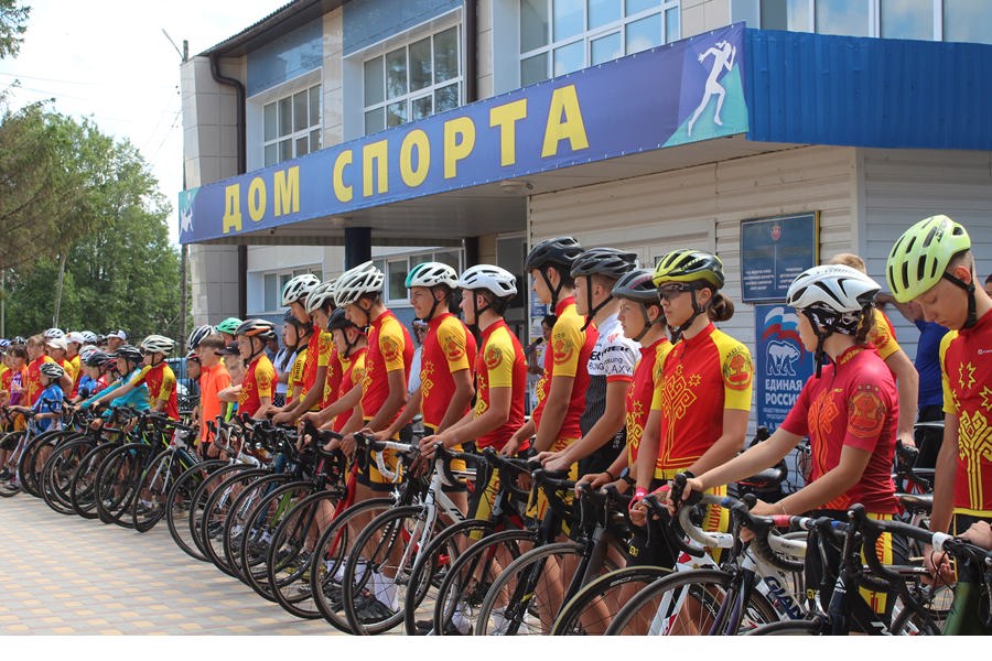 Состоялось торжественное открытие Чемпионата и Первенства Чувашской Республики по велоспорту-шоссе