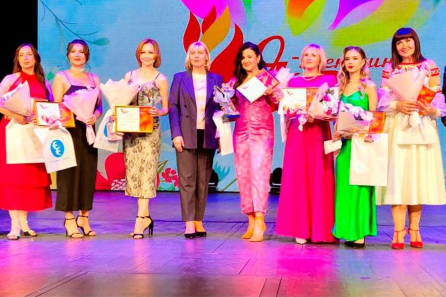 В День Республики подвели итоги конкурса «Я – женщина» 25.06.2023 10:38