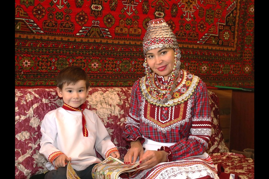 Более 600 человек стали участниками республиканской онлайн фотоакции «Волшебство чувашской вышивки»