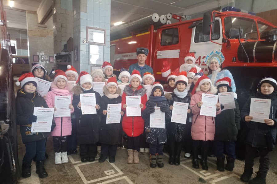 Школьники Шемуршинского муниципального округа присоединились к Всероссийской акции «Российской Дед Мороз»