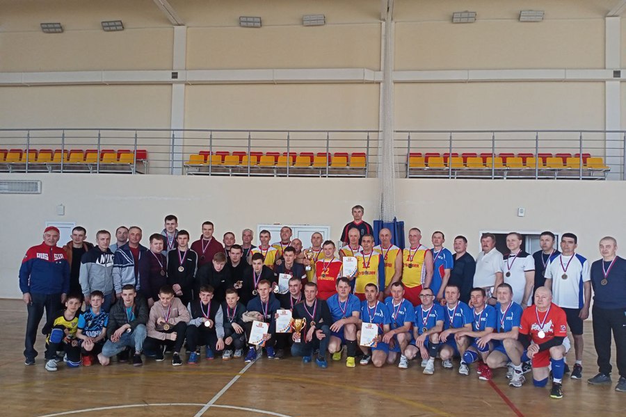 Состоялся турнир по волейболу среди мужских команд, посвященный Дню космонавтики