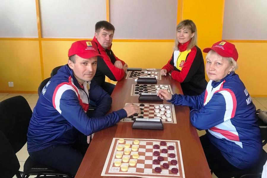 Команда администрации Шумерлинского муниципального округа приняла участие в соревнованиях по шашкам и шахматам