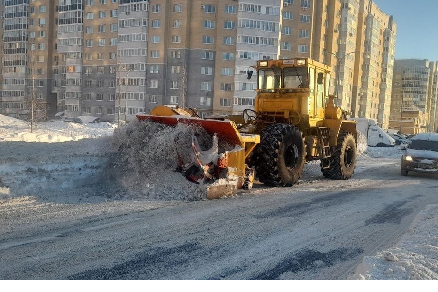 На помощь службам ЖКХ приходят строители