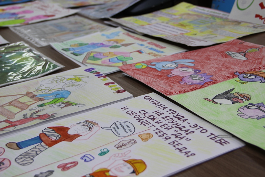 В Чувашии выбрали победителей республиканского конкурса рисунков  «Охрана труда глазами детей»