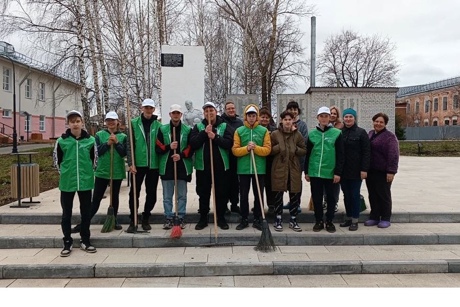 В Мариинско-Посадском округе прошла акция «Всероссийский день заботы о памятниках истории и культуры»