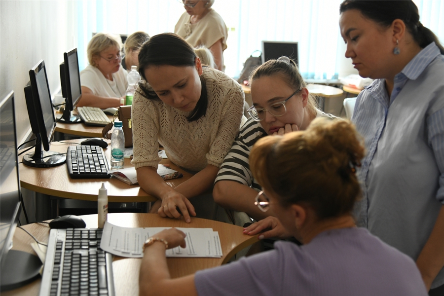 Педагоги гуманитарного цикла повышают квалификацию в области организации образовательного процесса обучающихся с ОВЗ в условиях инклюзивного образования