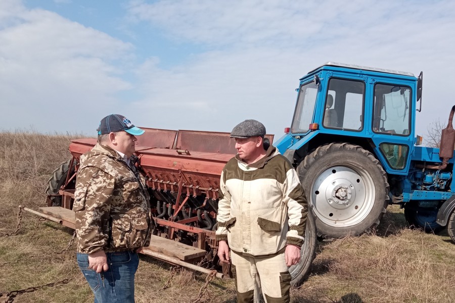 О ходе весенних полевых работ в сельскохозяйственных предприятиях Янтиковского муниципального округа