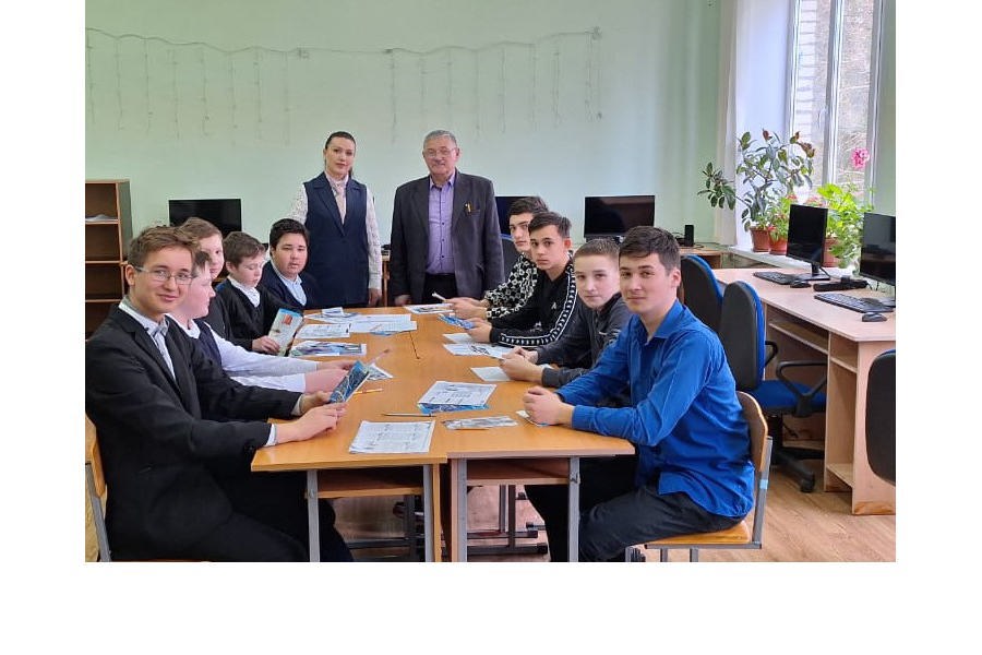 Более 130 школьников получили профориентационные услуги в Мариинско-Посадском центре «Работа России» с начала года