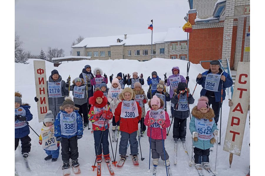 Соревнования по лыжным гонкам среди обучающихся начальных классов и воспитанников дошкольного учреждения