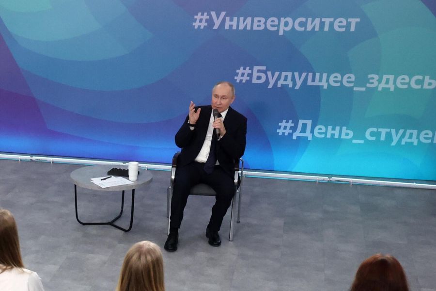 Владимир Путин: Есть к чему стремиться - надо хорошо учиться