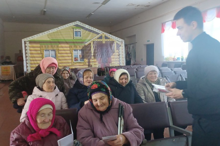 В Алманчинском сельском поселении принимали поздравления с наступающим праздником матери и жены участников специальной военной операции