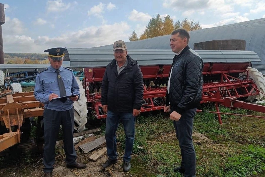 В Канашском округе подвели итоги конкурса по хранению техники!