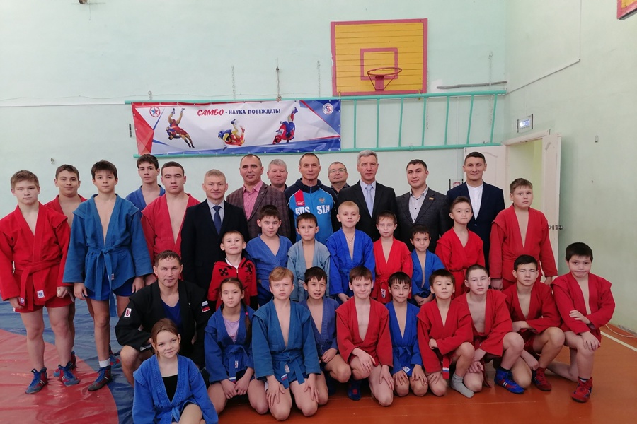 В Челкасинской школе состоялось открытие Всероссийского проекта «Самбо в школу»