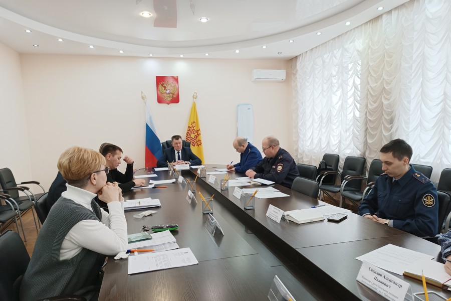 В Калининском районе проведены комиссия по профилактике правонарушений и антинаркотическая комиссия