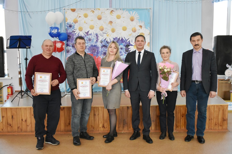 Алексей Людков поздравил работников жилищно-коммунального хозяйства и бытового обслуживания с профессиональным праздником