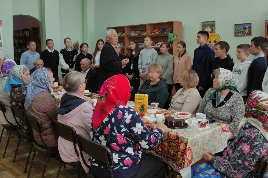 Встреча поколений «Тепло души мы дарим вам»