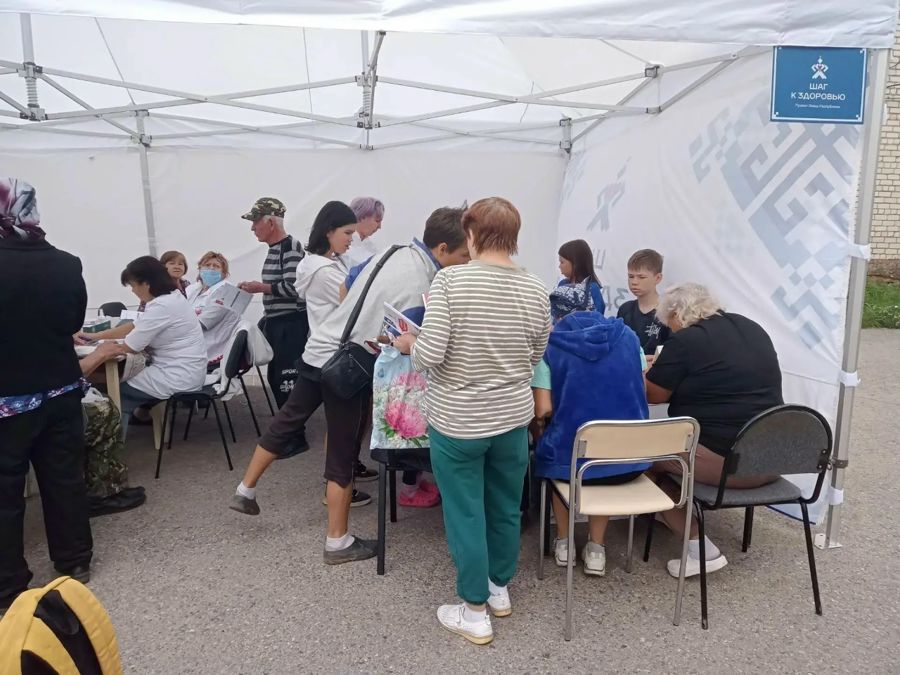 В Тувси прошёл выездной приём в рамках проекта «Шаг к здоровью»: 124 жителя получили медицинскую помощь