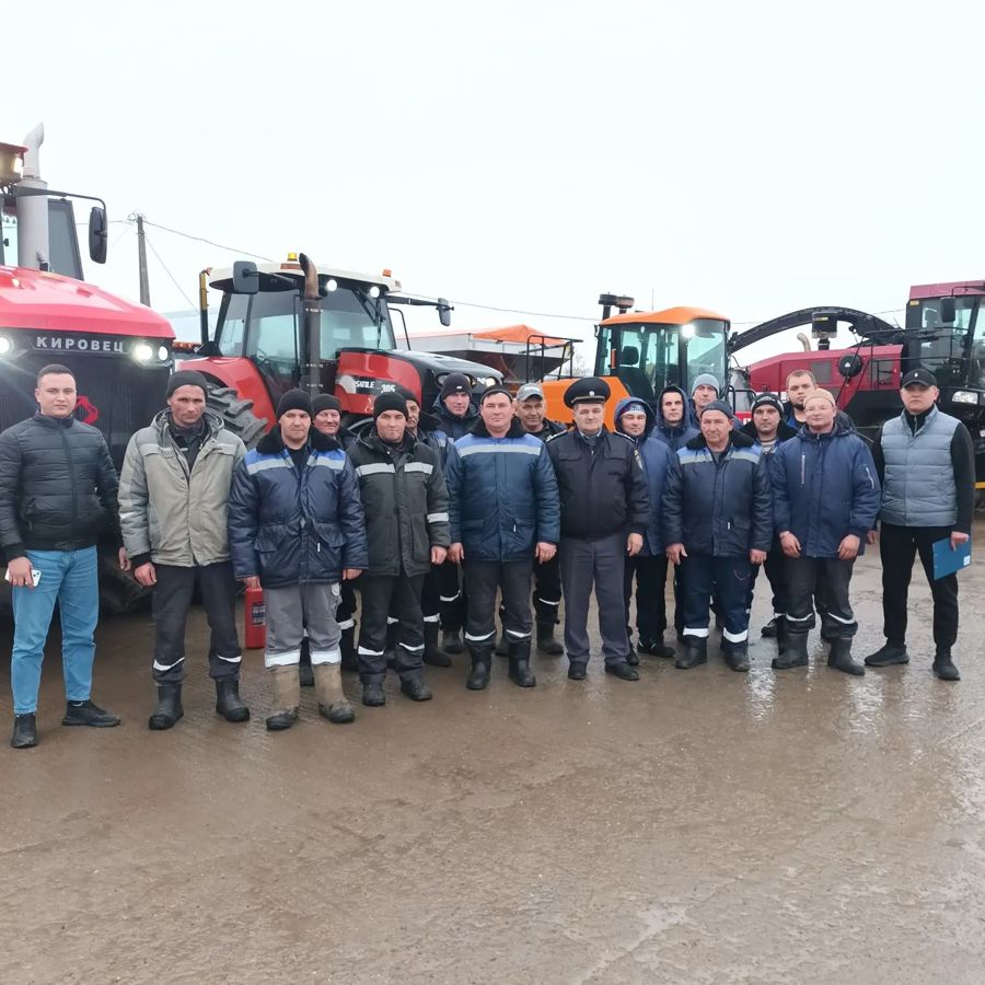 Машинно-тракторный парк АО «Агрофирма «Куснар» к весенней посевной готов!