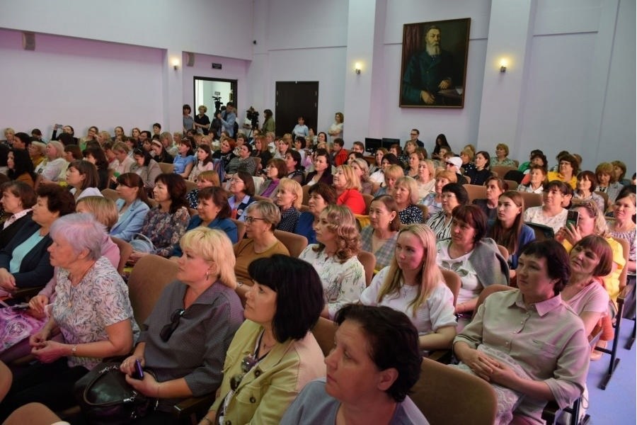 Библиотекари Мариинско-Посадского муниципального округа приняли участие в работе Республиканского мастер-форума «Стратегия развития библиотек Чувашии: направления, тенденции и модели»