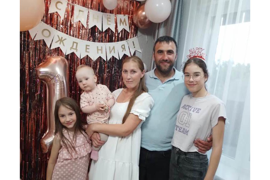 Многодетная семья из Янтиковского муниципального округа является получателем ежемесячной денежной выплаты на 3 ребенка