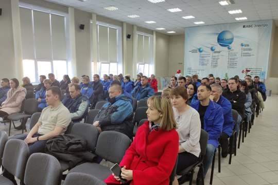 В рамках Единого информационного дня проведено 6 встреч с трудовыми коллективами Ленинского района