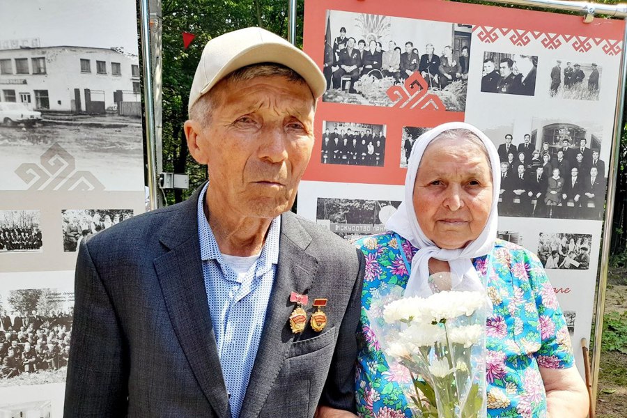 В Моргаушском округе отметили «изумрудную» свадьбу