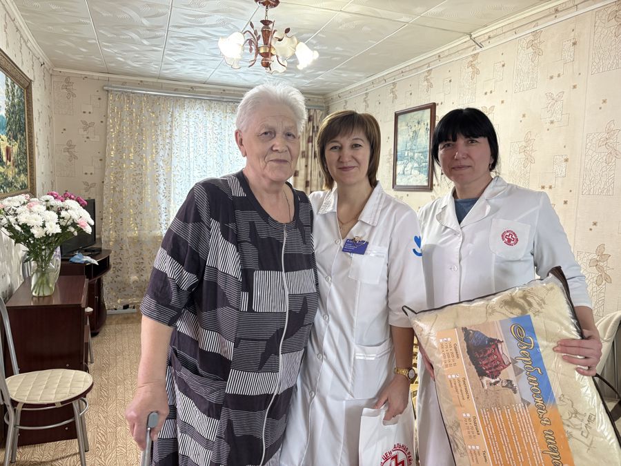 Ветерану здравоохранения Галине Ильиничне Степановой - 80 лет!
