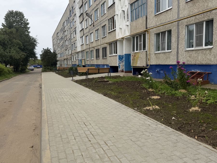 От инициативы жителей — к благоустроенному двору: в Канаше завершили проект по программе «НИМЕ — Народный бюджет»