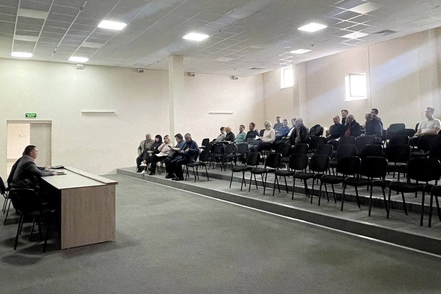 Сотрудники подведомственных Минспорту Чувашии учреждений прослушали лекцию о профилактике экстремистской деятельности