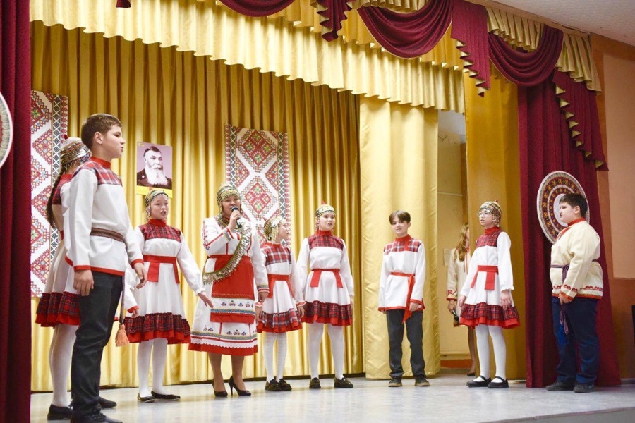 В чебоксарской гимназии №1 работает разговорный клуб чувашского языка
