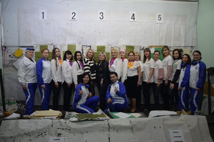 В Чебоксарах проведены соревнования по стрельбе среди отраслевых женсоветов