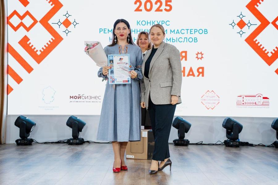 Лучшие ремесленники Чувашии – на выставке «Ладья. Зимняя сказка-2025» в Москве