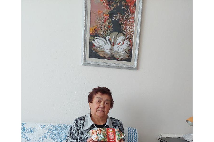 Новогодняя забота для пожилых жителей.
