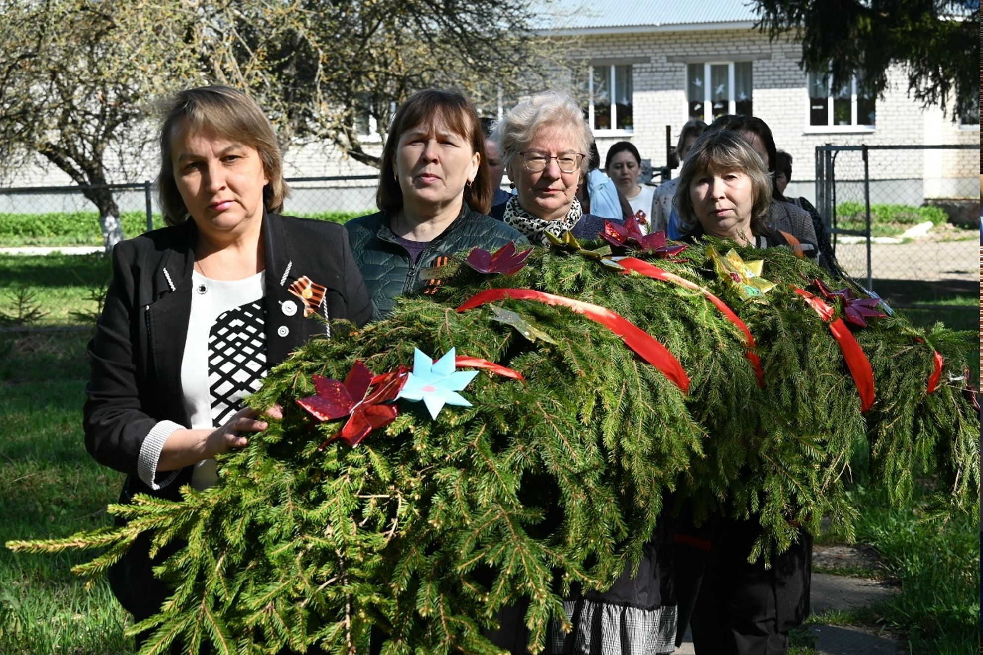 Этот праздник с каждым годом становится всё ближе и дороже нашим сердцам