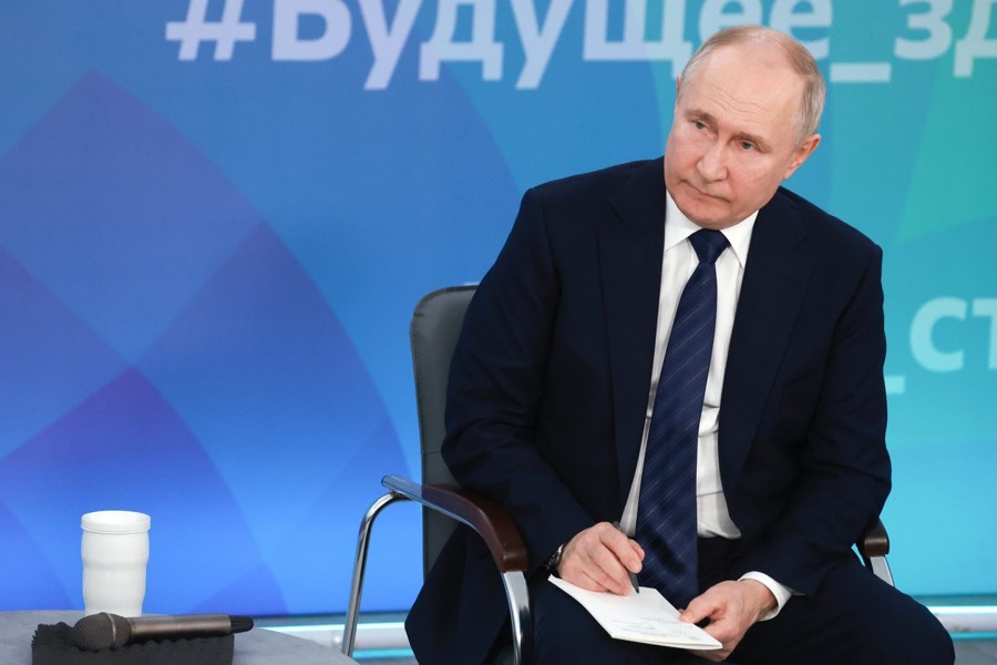 Президент России Владимир Путин объявил о решении повысить президентские стипендии