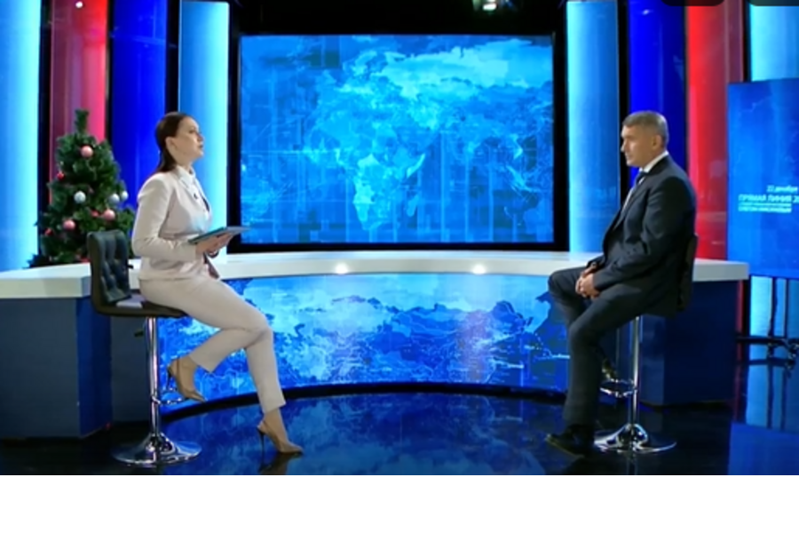 Глава Чувашии Олег Николаев провел предновогоднюю прямую линию в эфире телеканала «Россия 24»