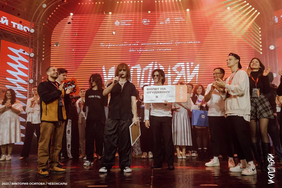 Победителями Всероссийского молодёжного фестиваля авторской песни «Исполняй» в Чебоксарах стали студенты из северной столицы