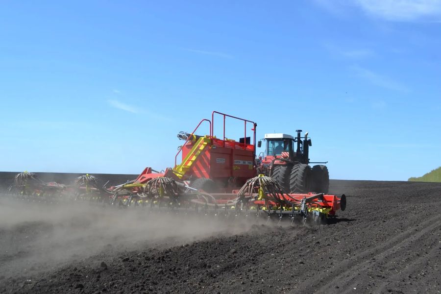 Поздравление главы Алатырского муниципального округа Н.И. Шпилевой с успешным завершением сева яровых зерновых и зернобобовых культур