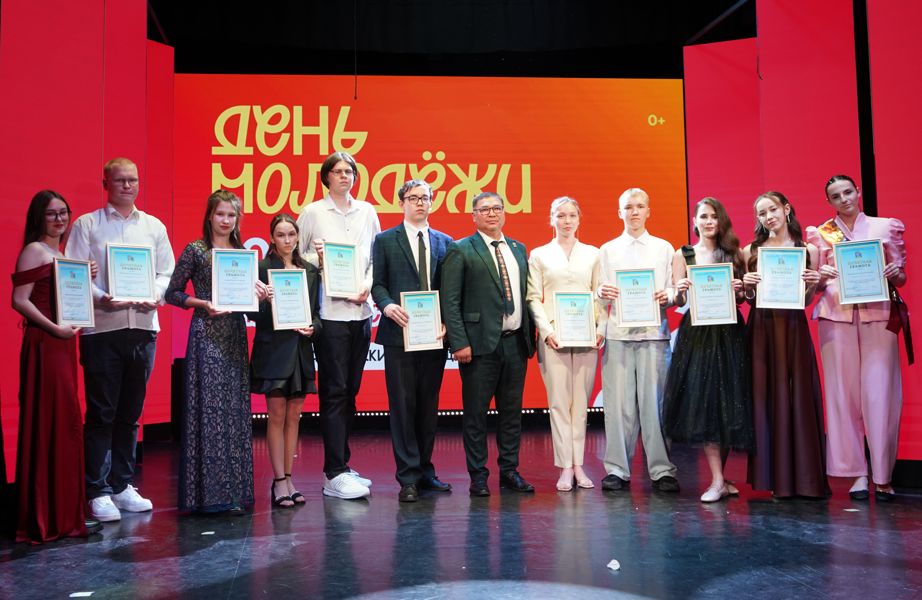 Выпускной бал в Мариинско-Посадском округе