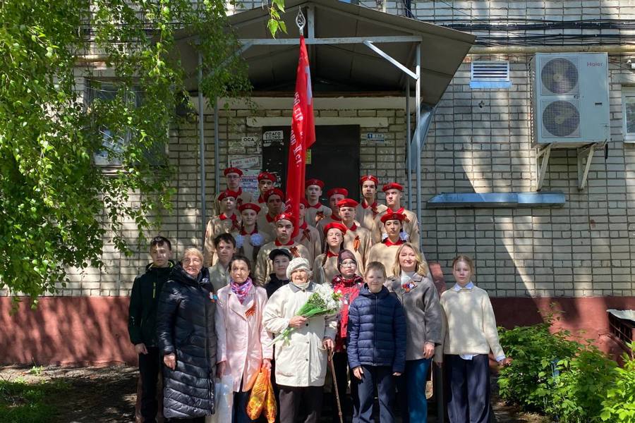 Поздравления в рамках акции «Парад у дома ветерана» продолжаются!