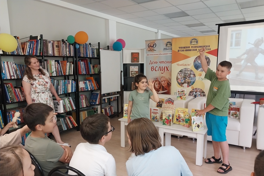 Республиканская детско-юношеская библиотека проводит мероприятия летней читательской акции «Лето, книги, 100 фантазий!»