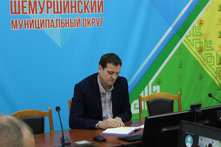 Еженедельное совещание под председательством временно исполняющего обязанности главы Шемуршинского муниципального округа Сергея Галкина