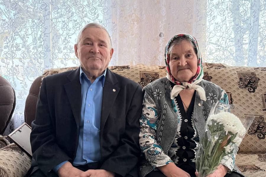 60 лет вместе: любовь, уважение и понимание друг друга.