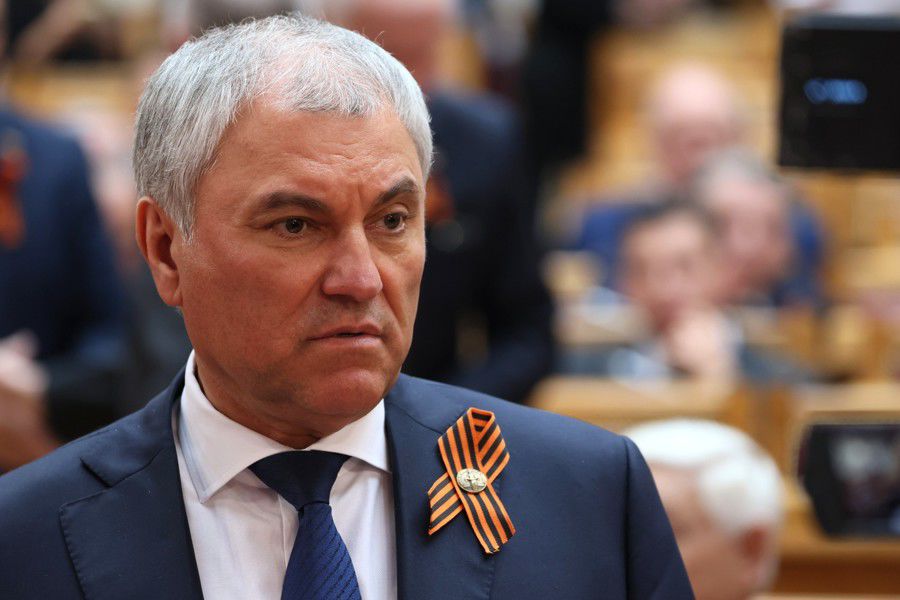 Вячеслав Володин поздравил депутатов Государственного Совета с Днем Победы