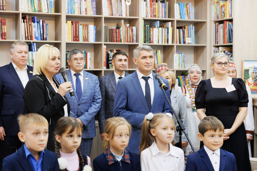 Олег Николаев: Современные библиотеки - важный элемент комфортной жизни в городе и на селе