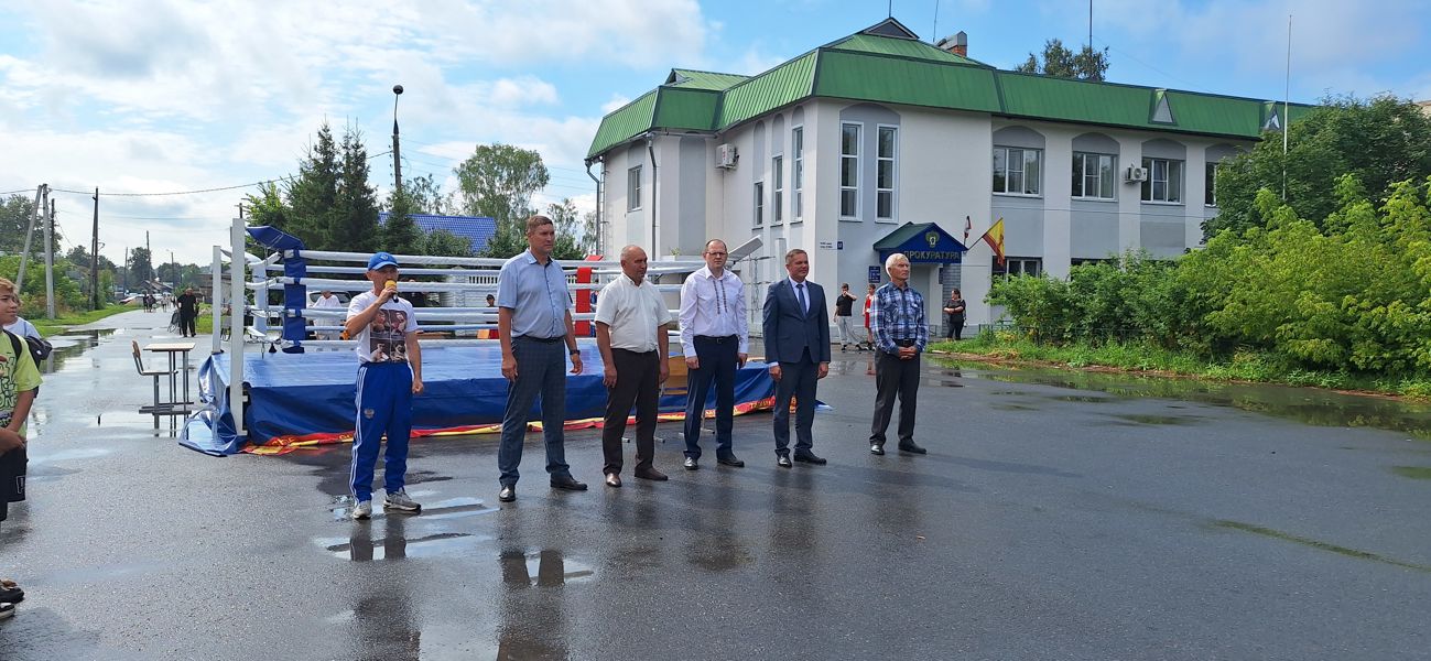 Цивиляне покорили ринг в Козловке
