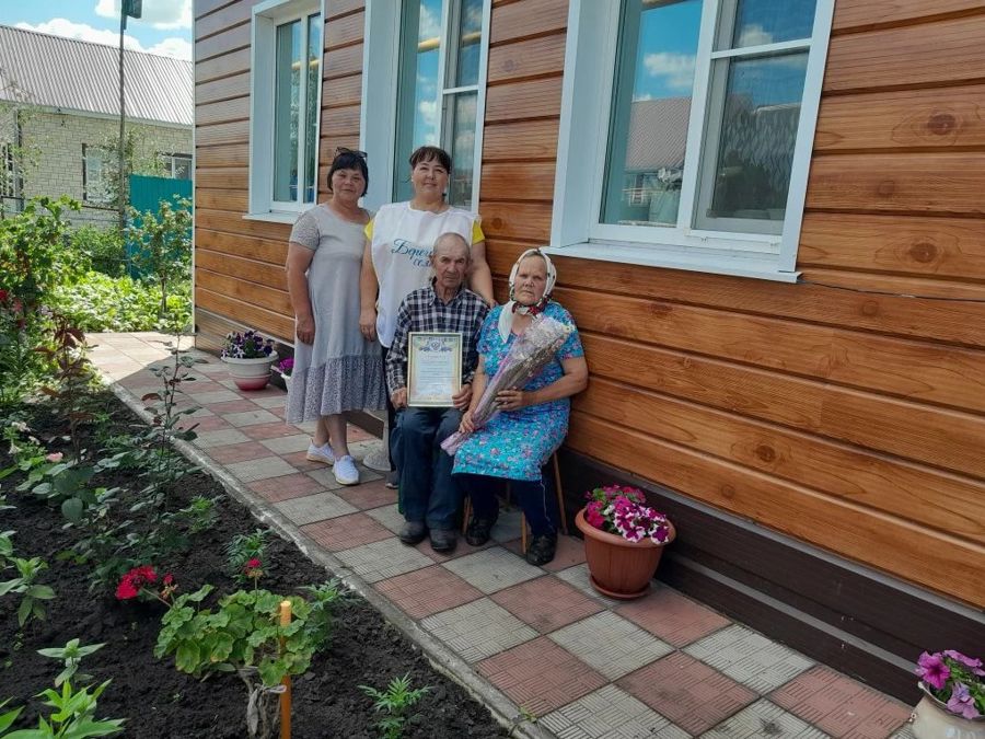 В Карабай‑Шемуршинском территориальном отделе состоялось трогательное и душевное мероприятие — чествование семейных пар.