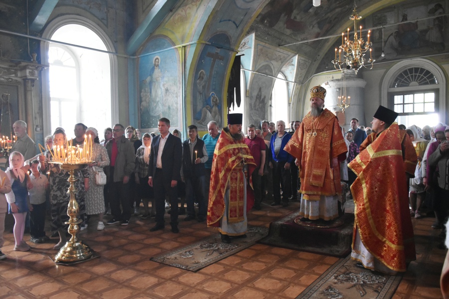 В с. Карамышево состоялось праздничное богослужение в честь 130-летия храма